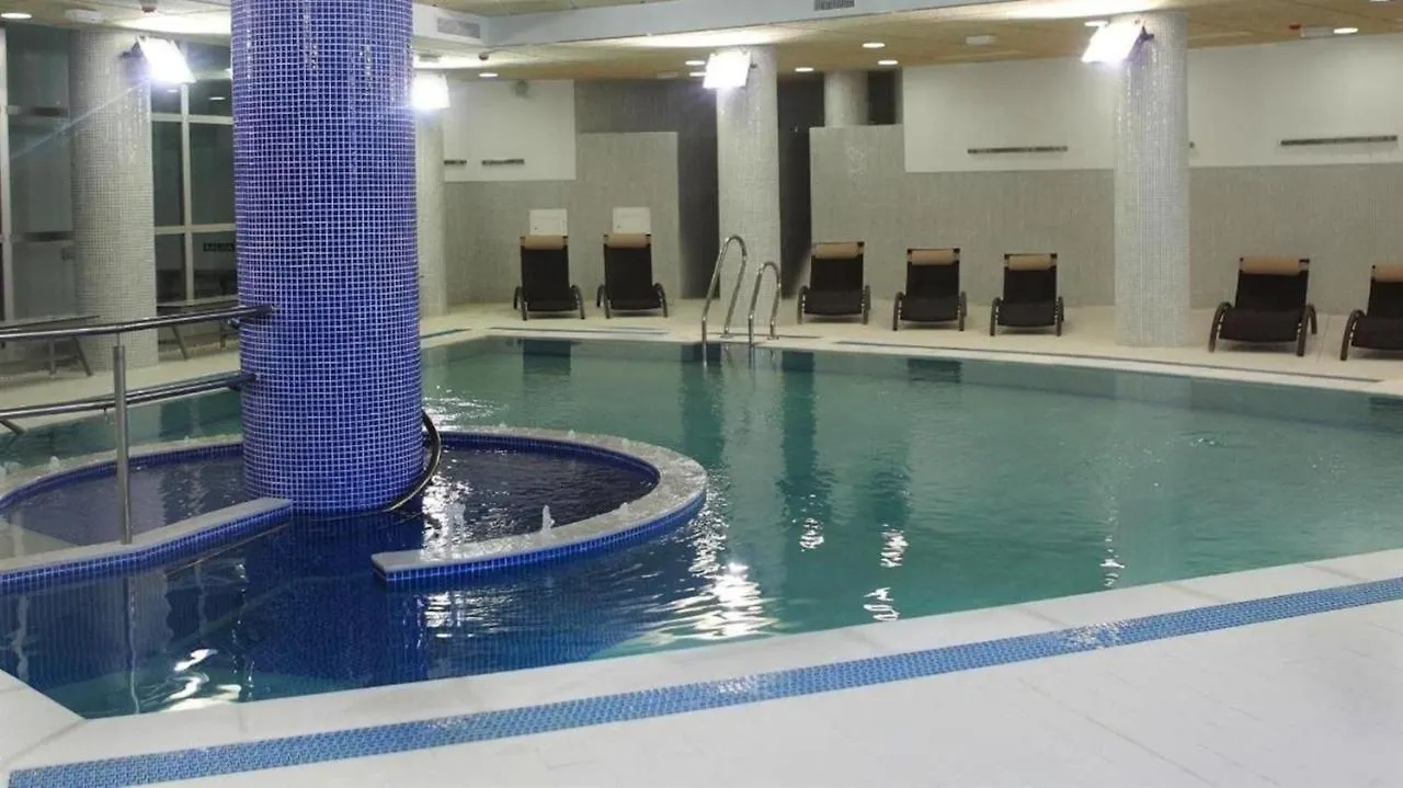 121 - 3 Bedroom With Private Pool Estepona Apartment